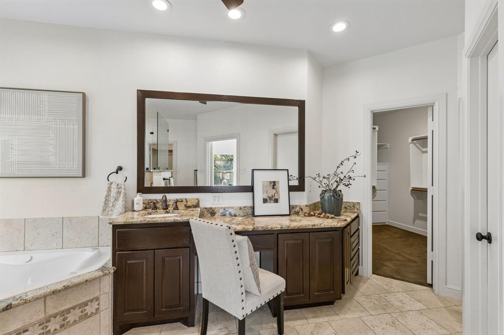 951 Oak Hill Court Property Photo 19