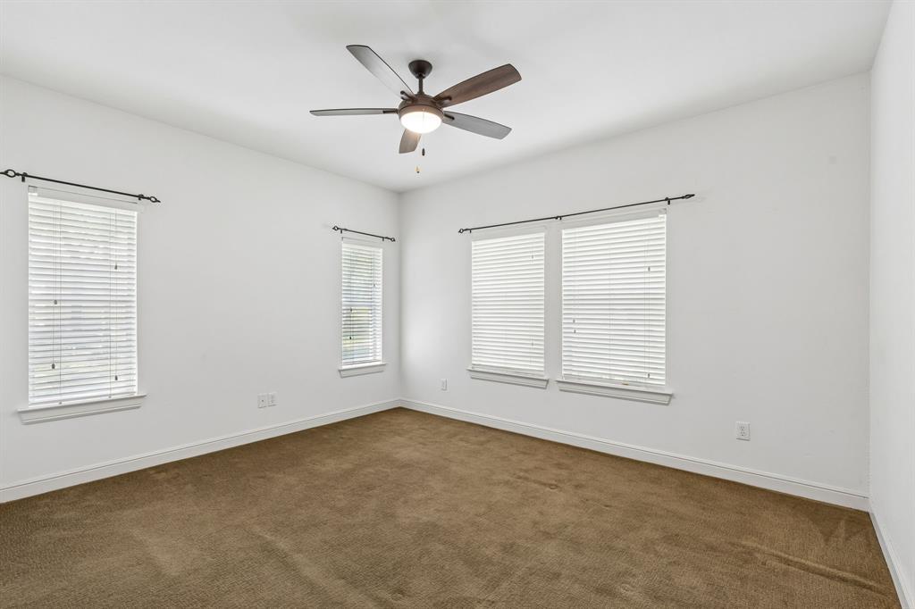 951 Oak Hill Court Property Photo 22