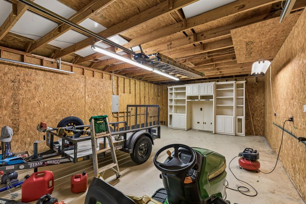 951 Oak Hill Court Property Photo 30