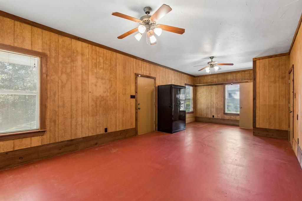 951 Oak Hill Court Property Photo 32