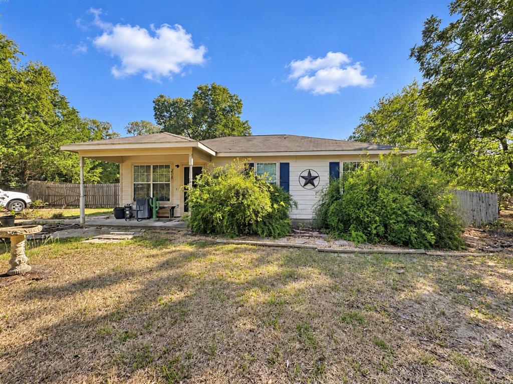 208 Olive Street Property Photo 1