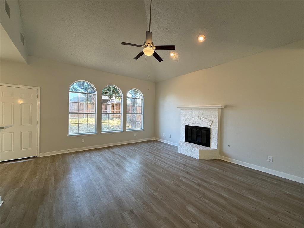 708 Fall Wheat Drive Property Photo 3