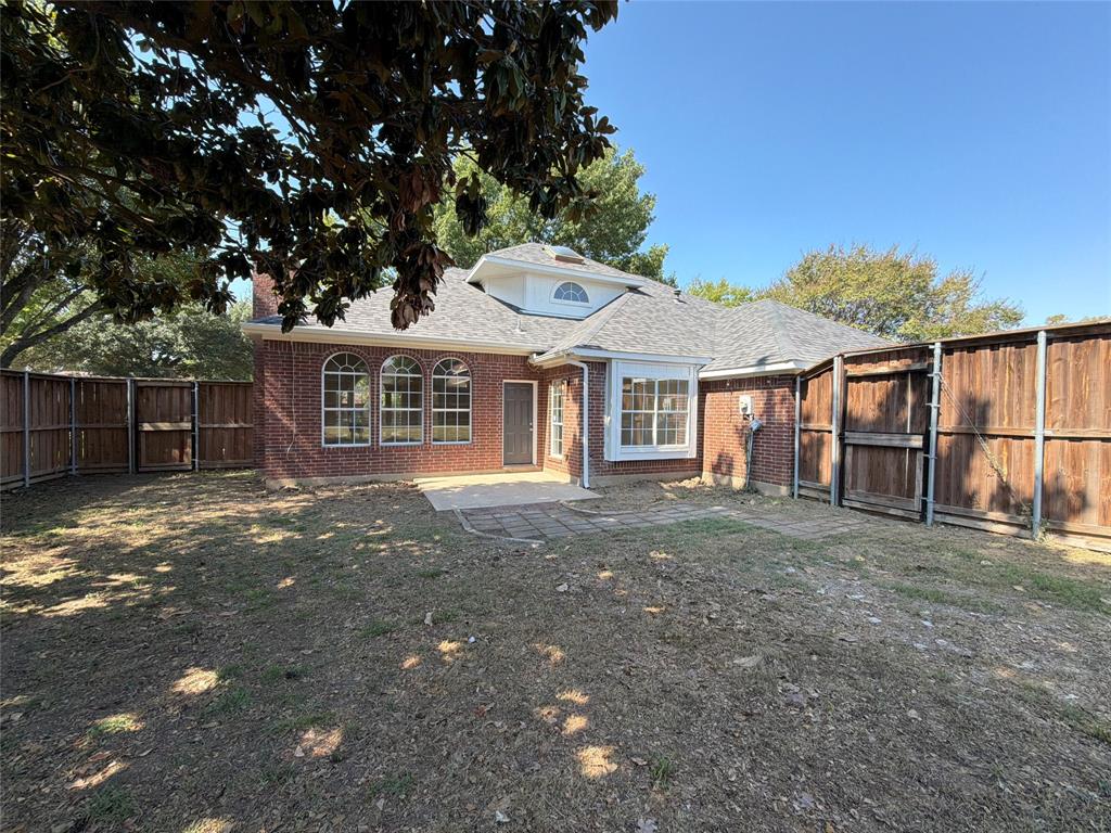 708 Fall Wheat Drive Property Photo 5
