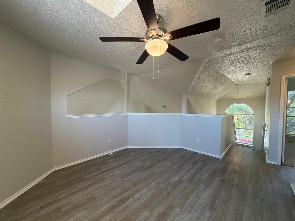 708 Fall Wheat Drive Property Photo 17