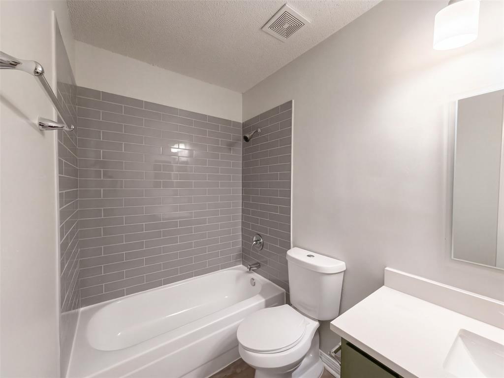 708 Fall Wheat Drive Property Photo 20