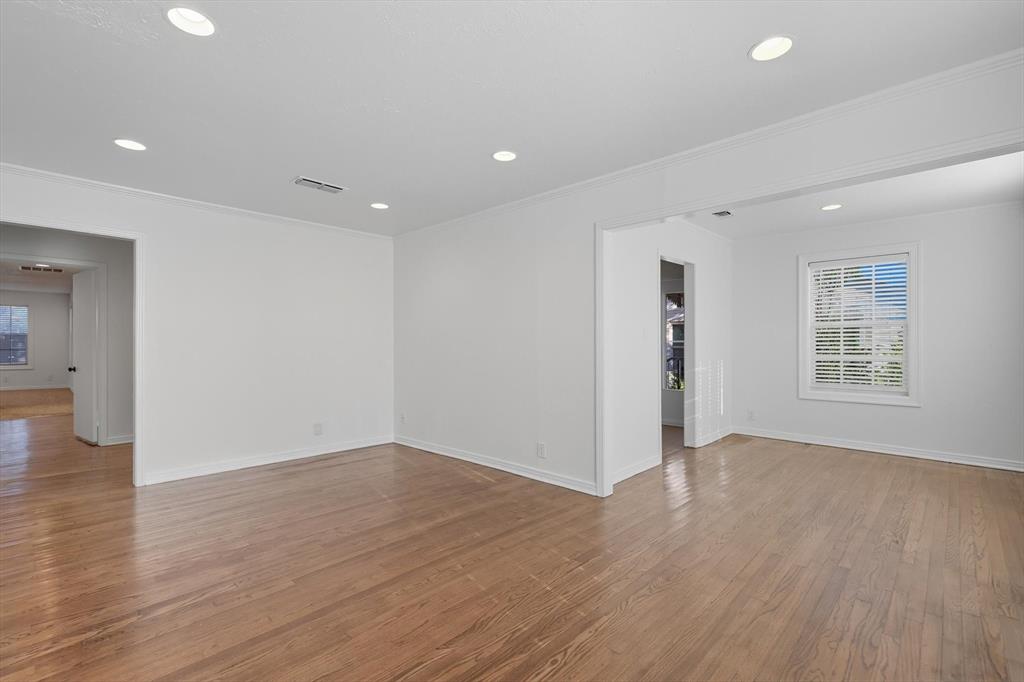 4028 Boyd Avenue Property Photo 6