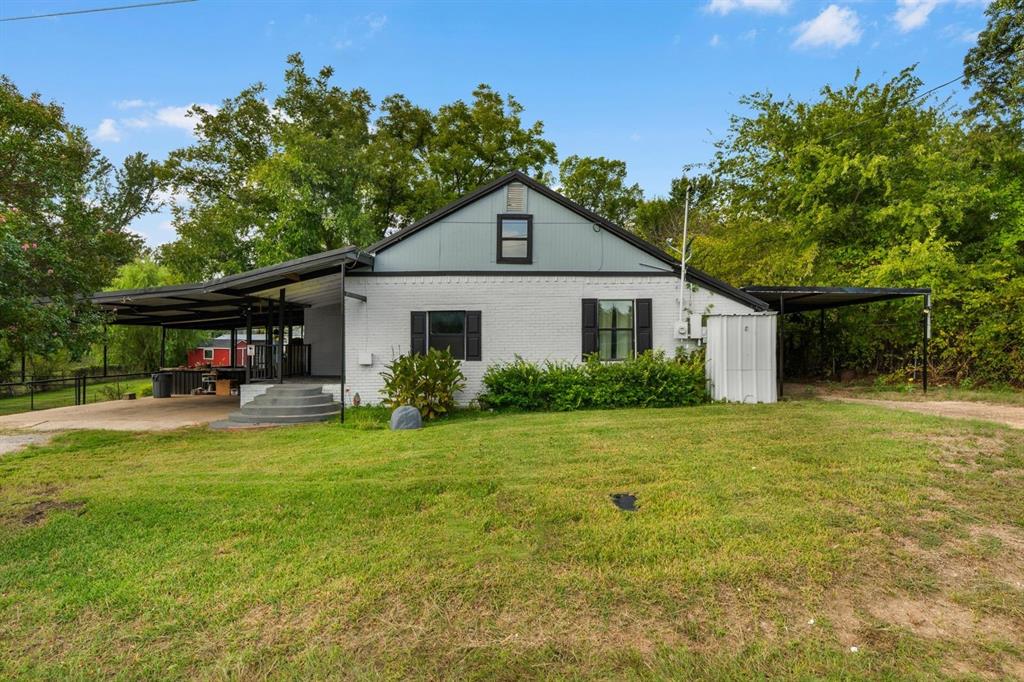 702 Monticello Drive Property Photo 1