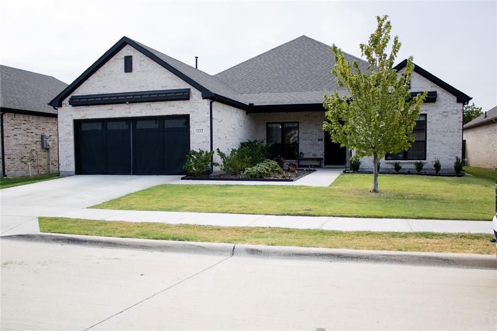 332 Lakeside Drive Property Photo 1