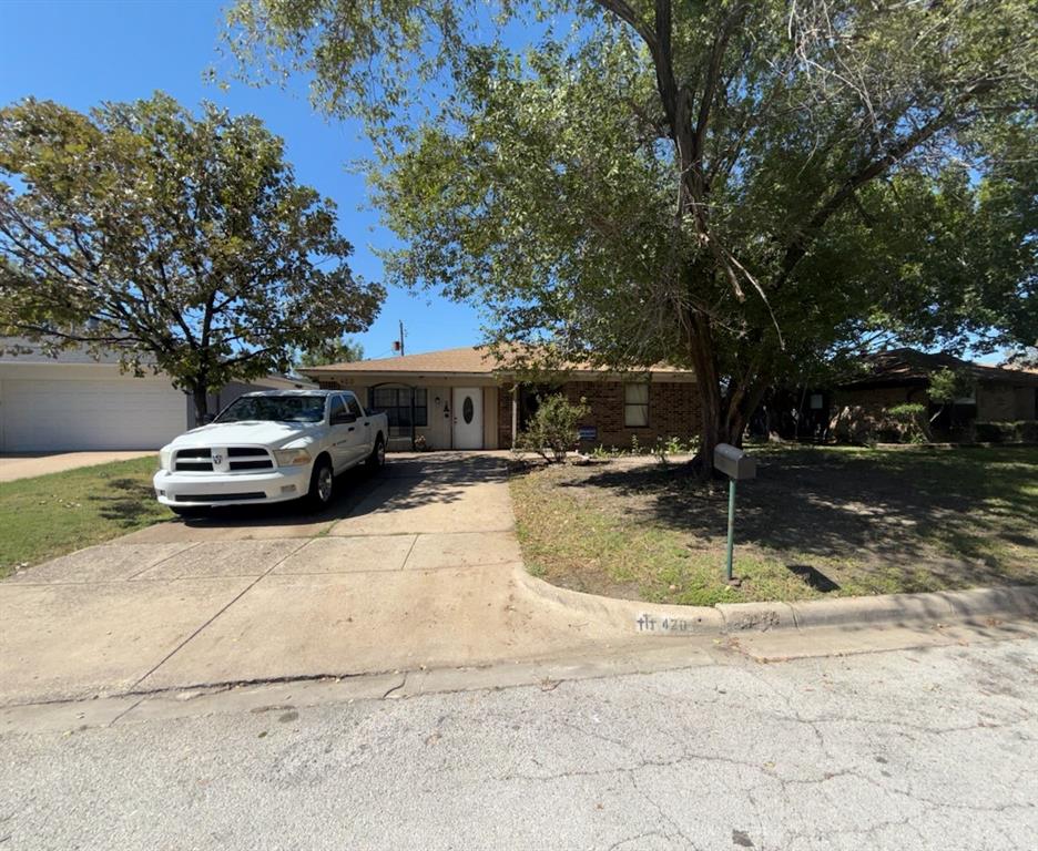 420 Allencrest Drive Property Photo 1