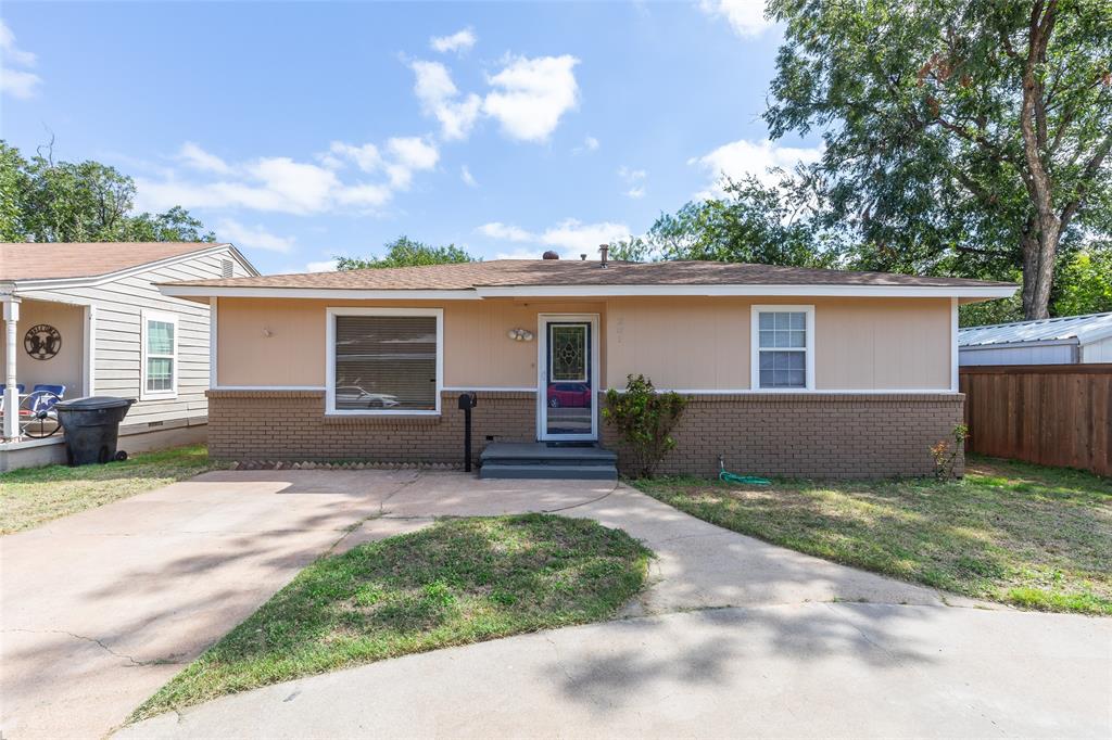 281 Clyde Street Property Photo 1