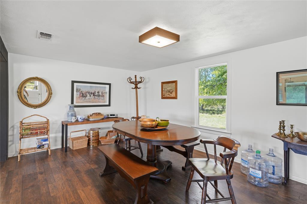 517 County Road 1364 Property Photo 33