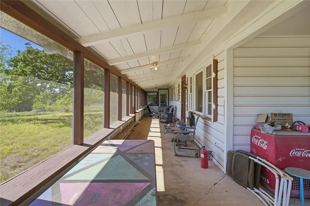 517 County Road 1364 Property Photo 37
