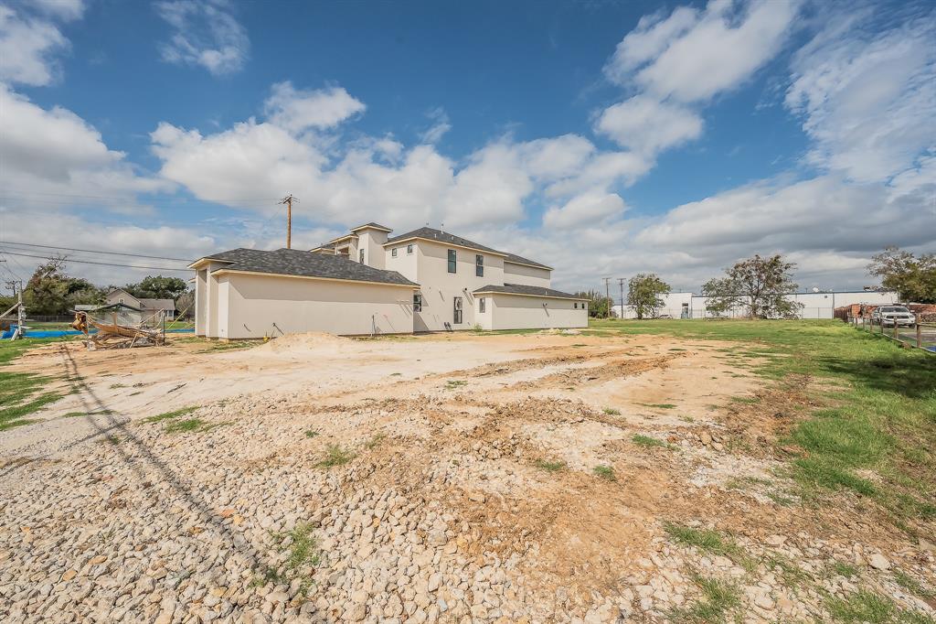 601 Dallas Drive Property Photo 7