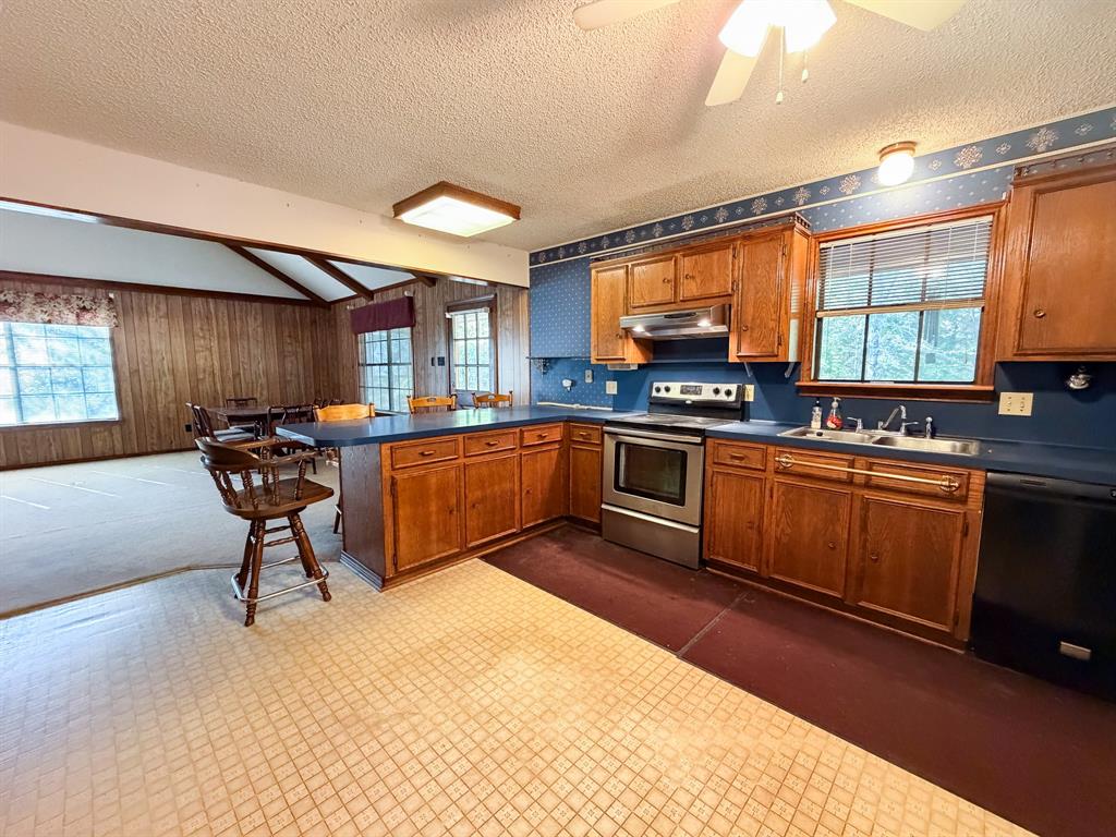Address Unavailable Property Photo 3