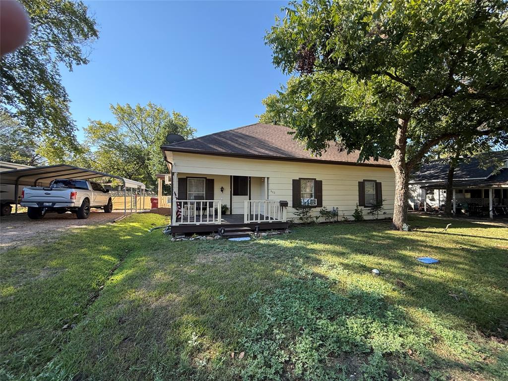 802 Seven Oaks Road Property Photo 1