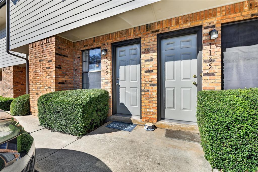 1133 Dallas Drive Property Photo 1