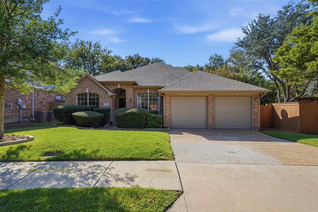 2902 Glen Hollow Court Property Photo 1