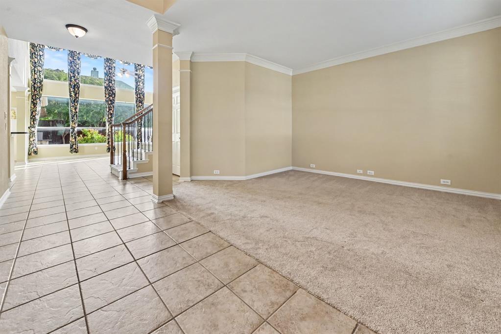 730 Pheasant Run Drive Property Photo 4