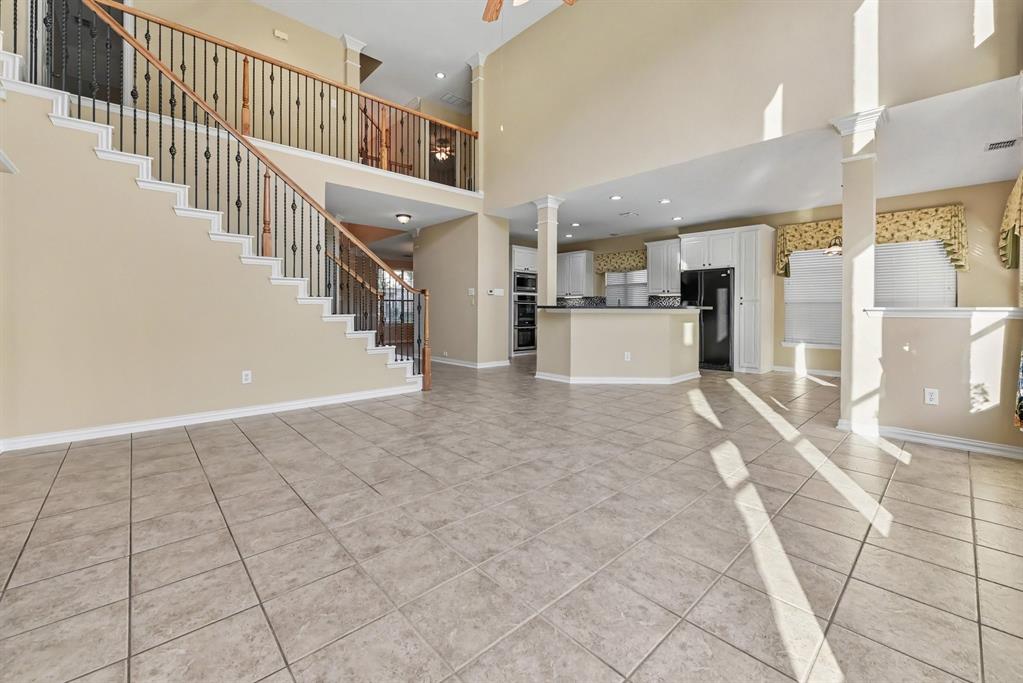 730 Pheasant Run Drive Property Photo 11