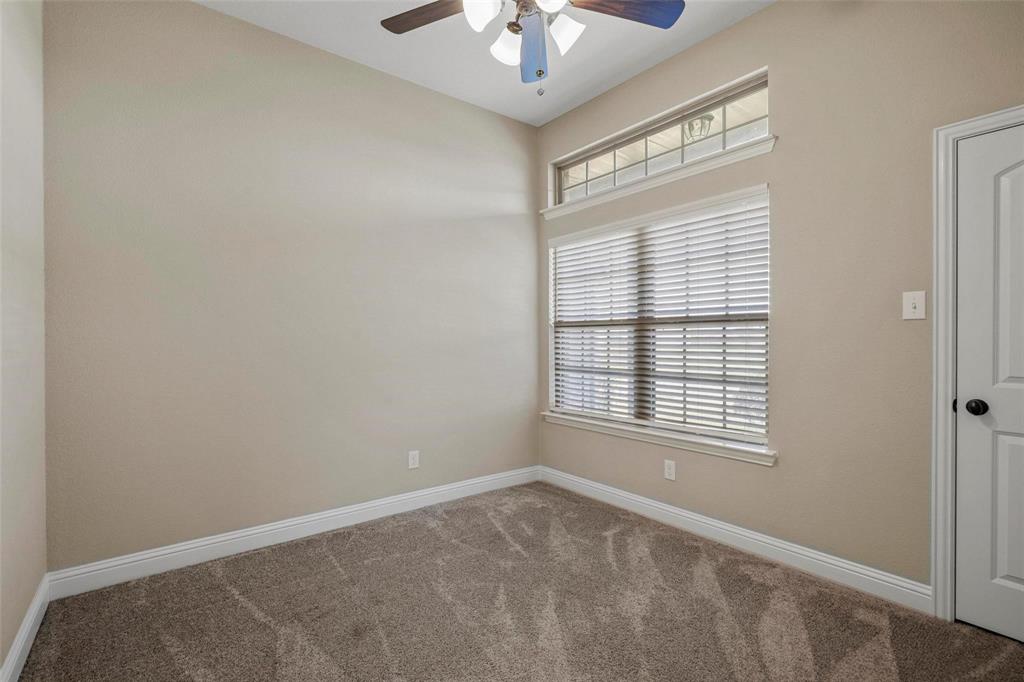 172 Landsdale Circle Property Photo 16