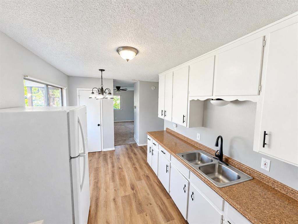 761 Thomas Avenue Property Photo 10