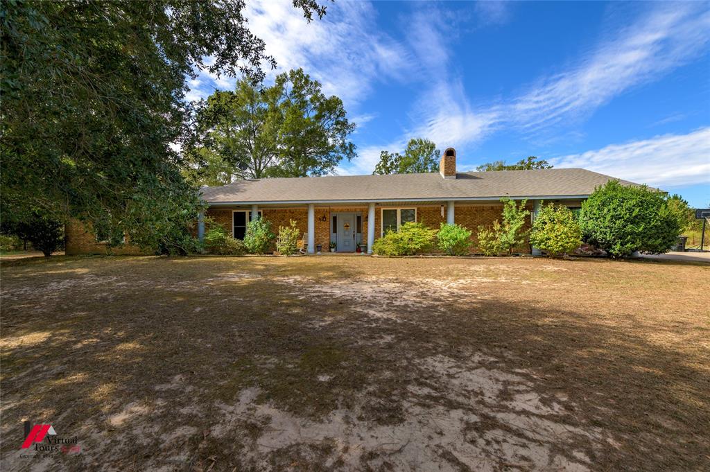 938 Red Bud Lane Property Photo 1