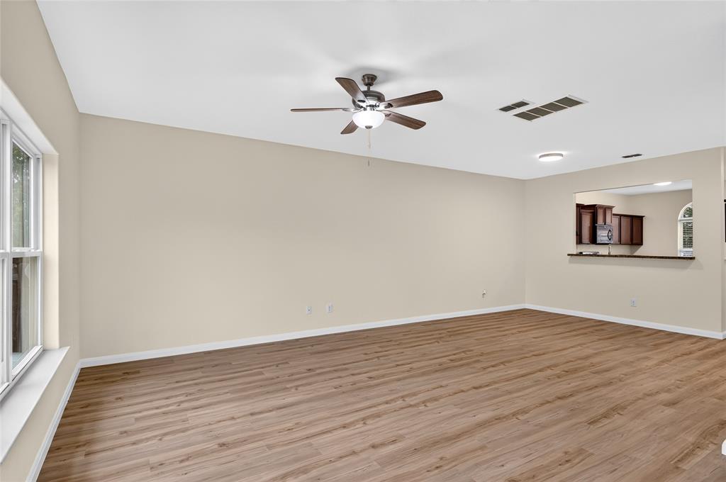 1820 Clegg Street Property Photo 4