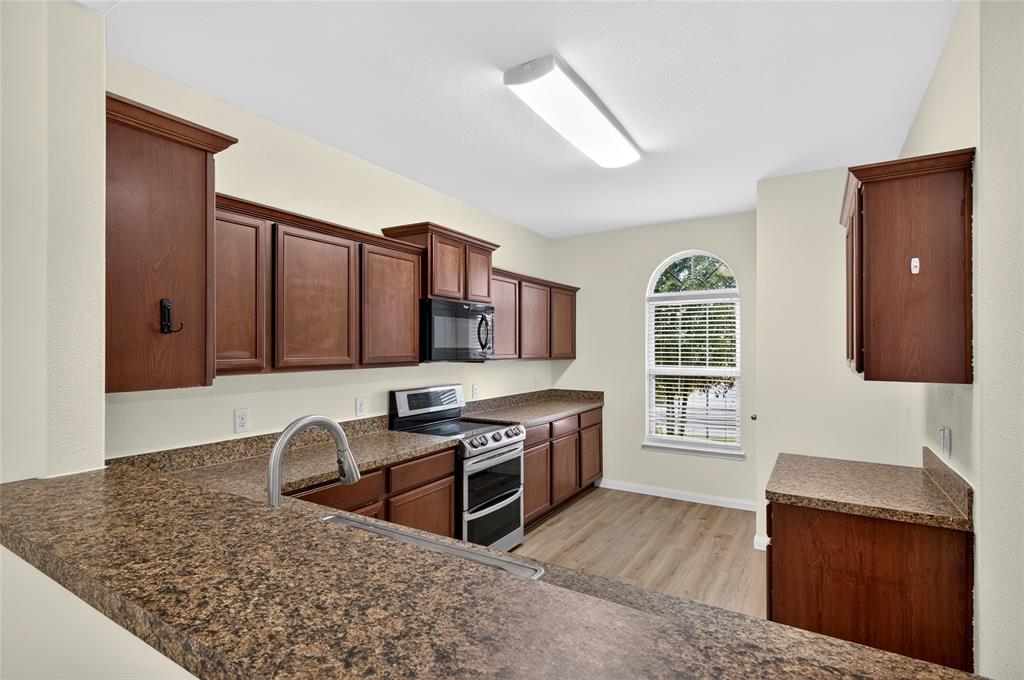 1820 Clegg Street Property Photo 10