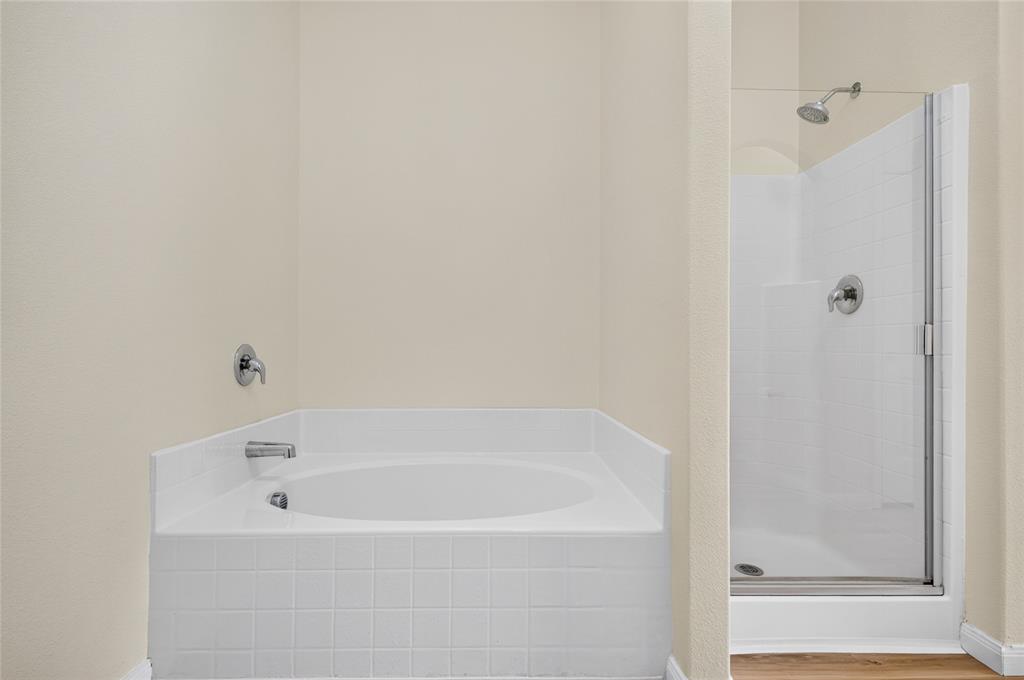 1820 Clegg Street Property Photo 33