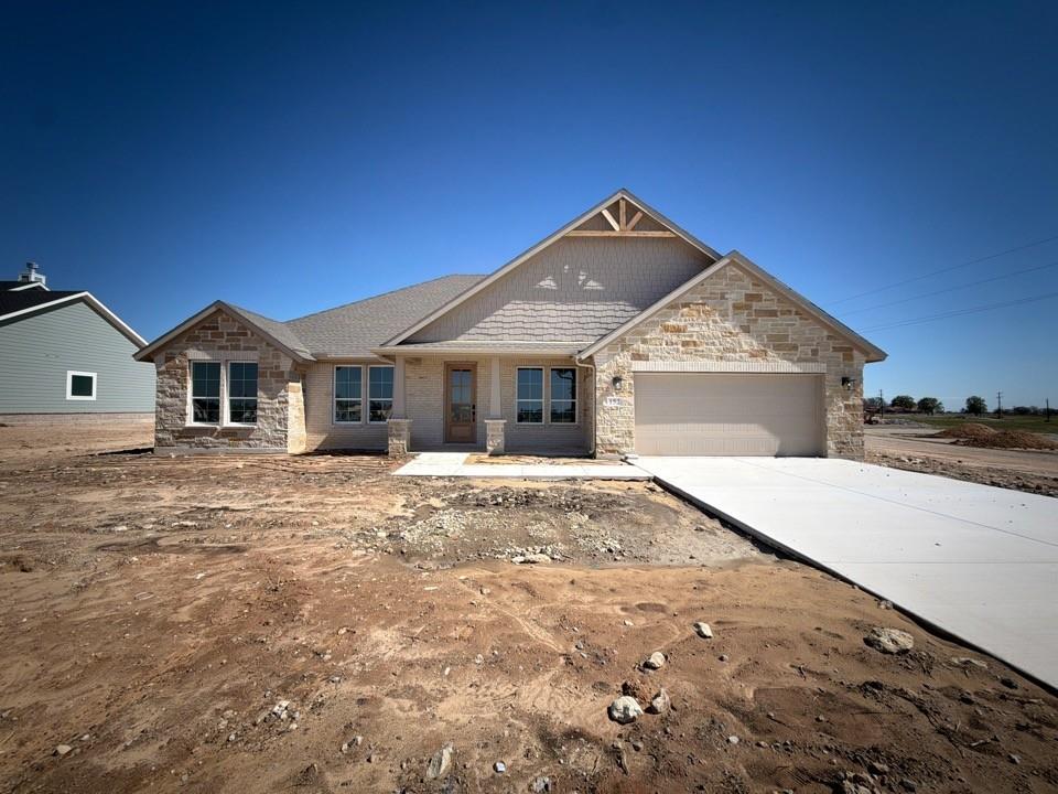152 Meadow Bend Drive Property Photo 1