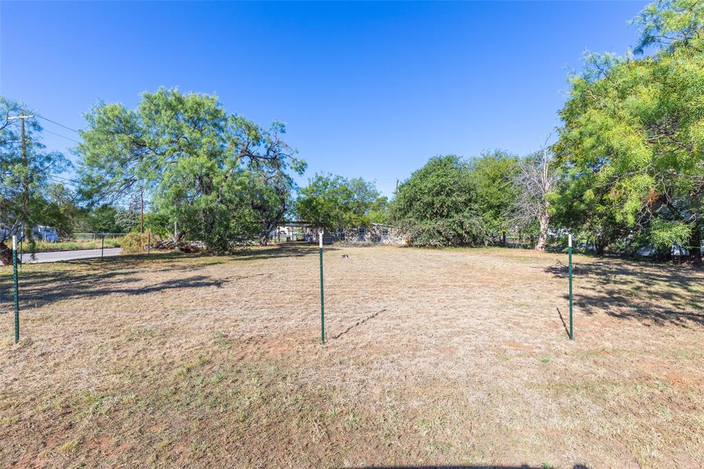 702 S 8th Street Property Photo 3