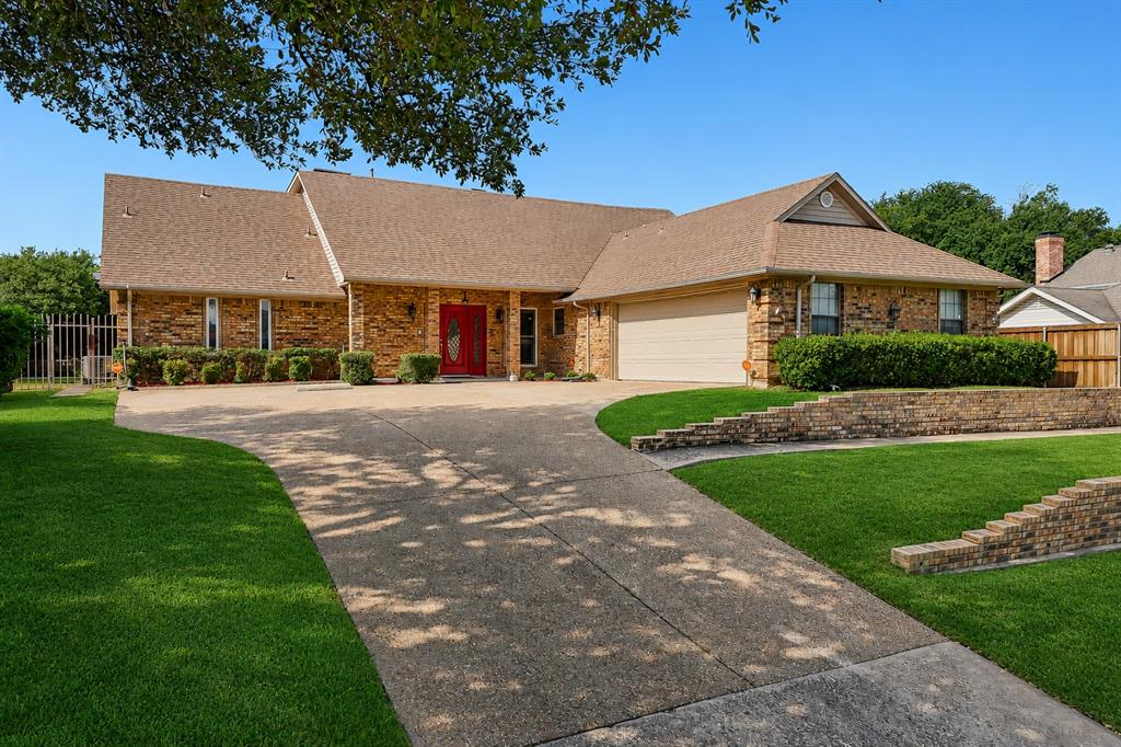 4008 Fairlakes Drive Property Photo 1