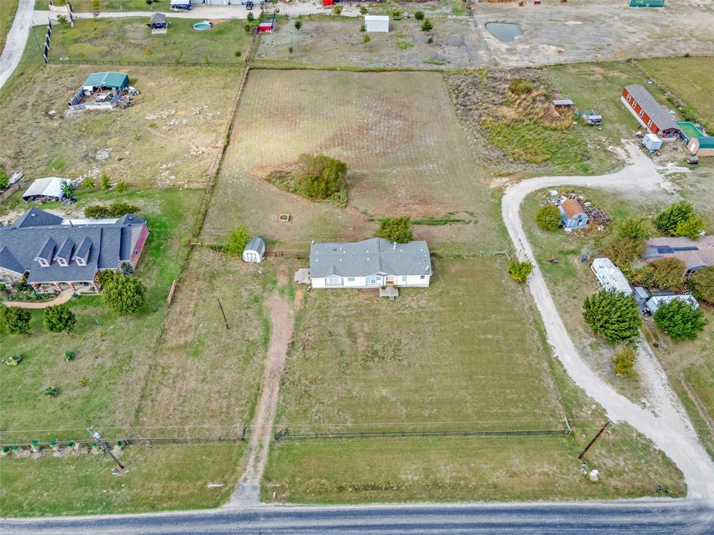 5986 County Road 593 Property Photo 1