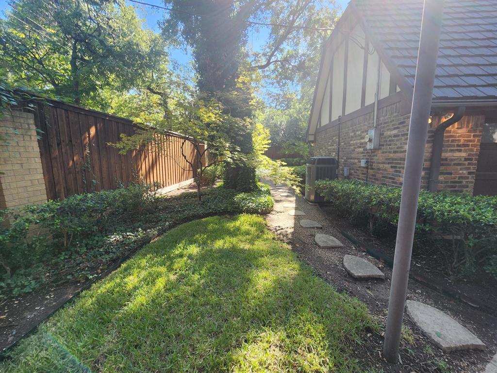 6510 Covecreek Place Property Photo 5