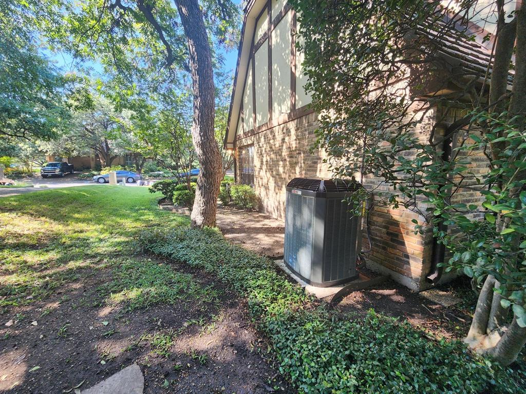 6510 Covecreek Place Property Photo 8