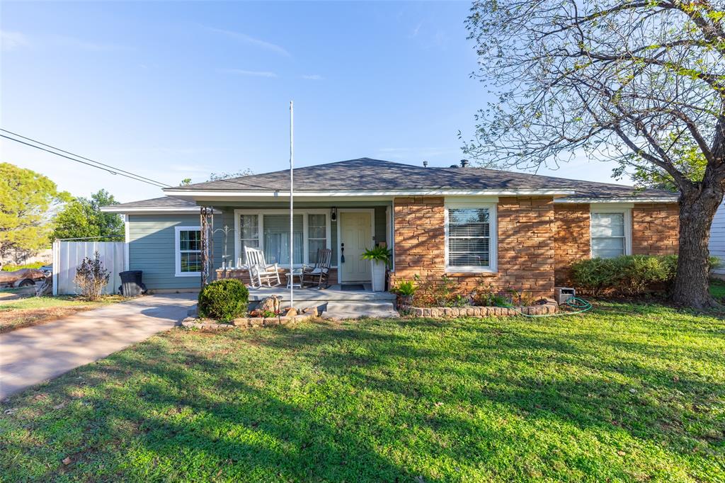 1950 University Boulevard Property Photo 1