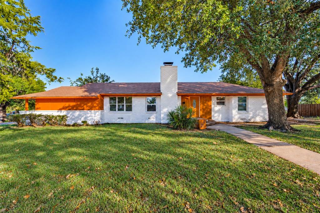 2626 Crest Avenue Property Photo 1