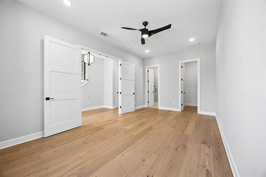 122 S Church Street Property Photo 7