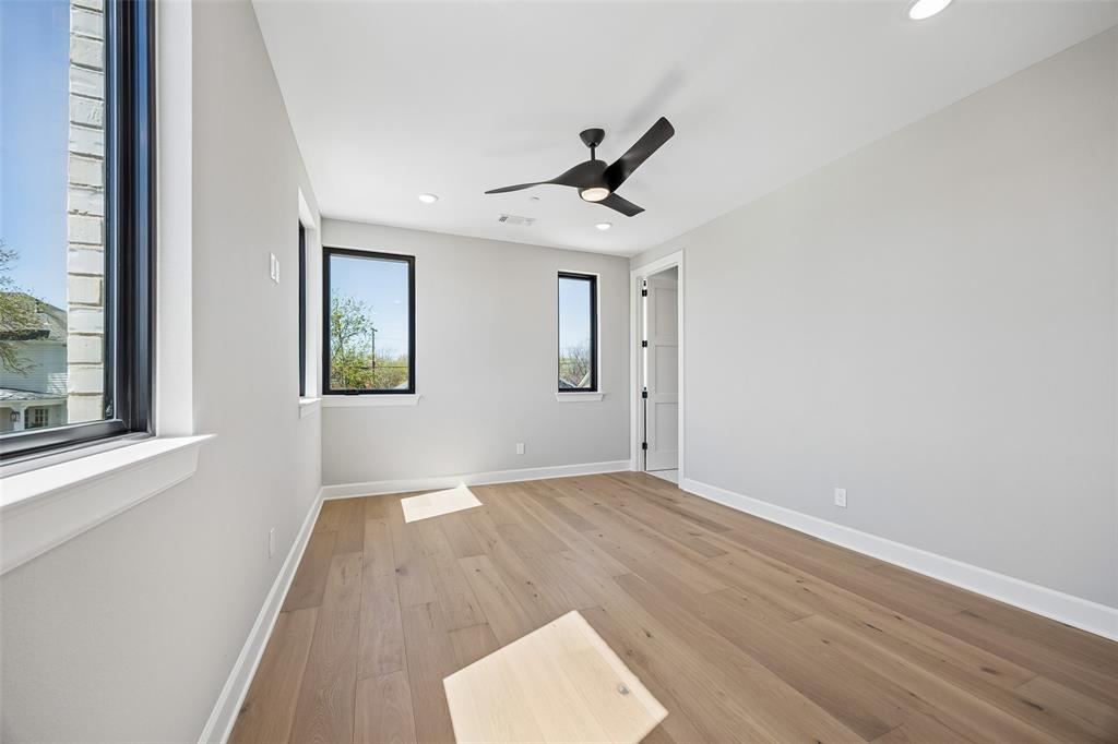 122 S Church Street Property Photo 25