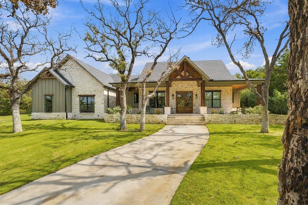 124 N Fm 1655 Property Photo 1