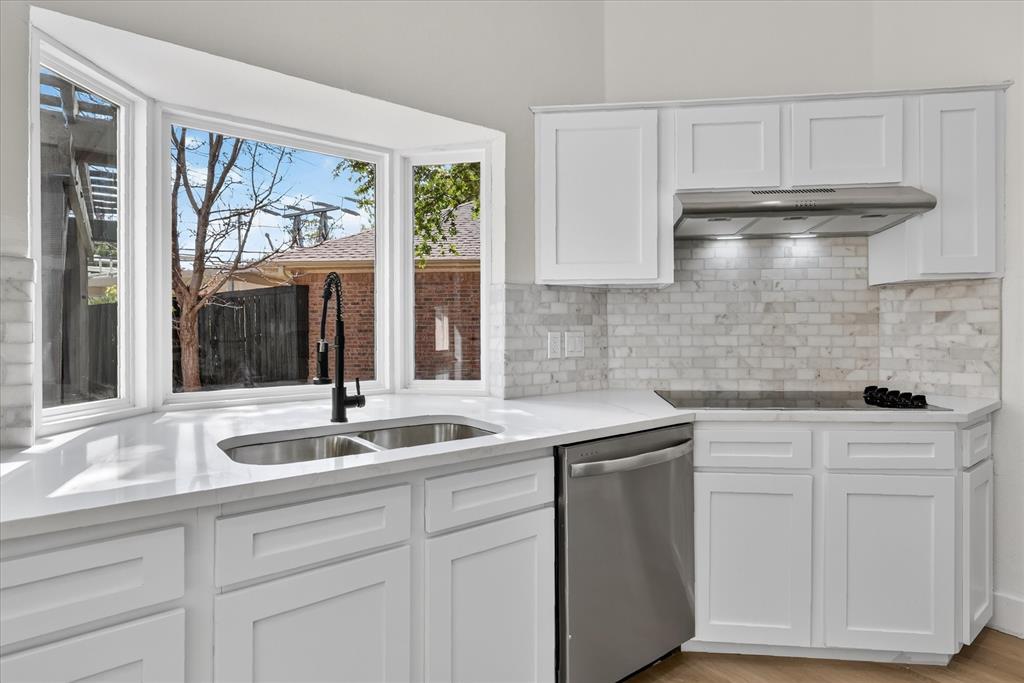 18902 Whitewater Lane Property Photo 11