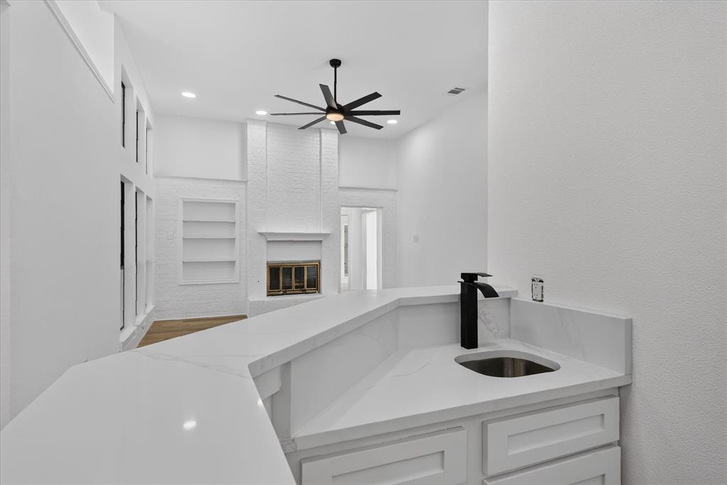 18902 Whitewater Lane Property Photo 17