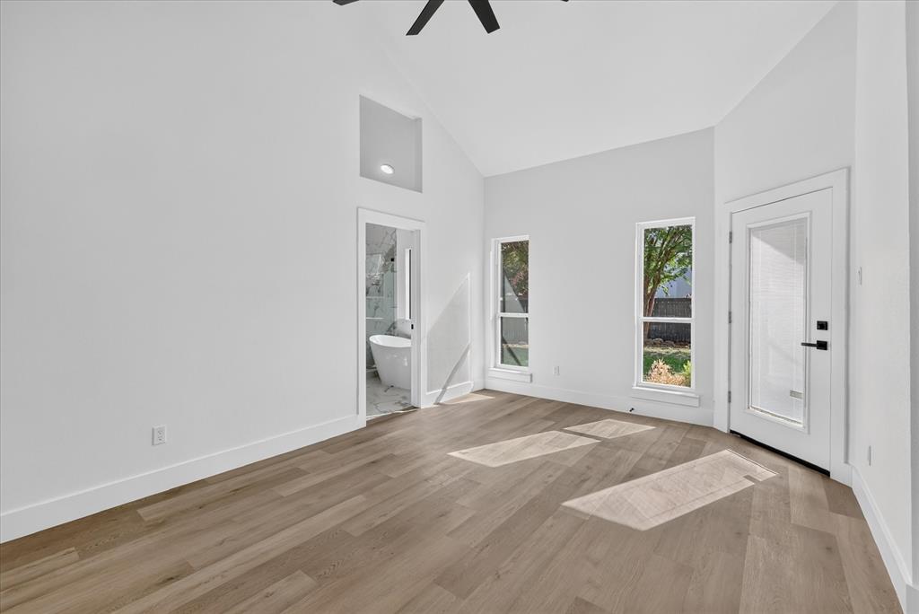 18902 Whitewater Lane Property Photo 22