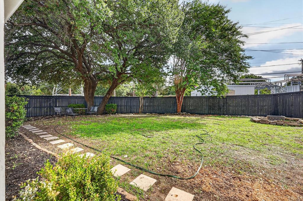 18902 Whitewater Lane Property Photo 33