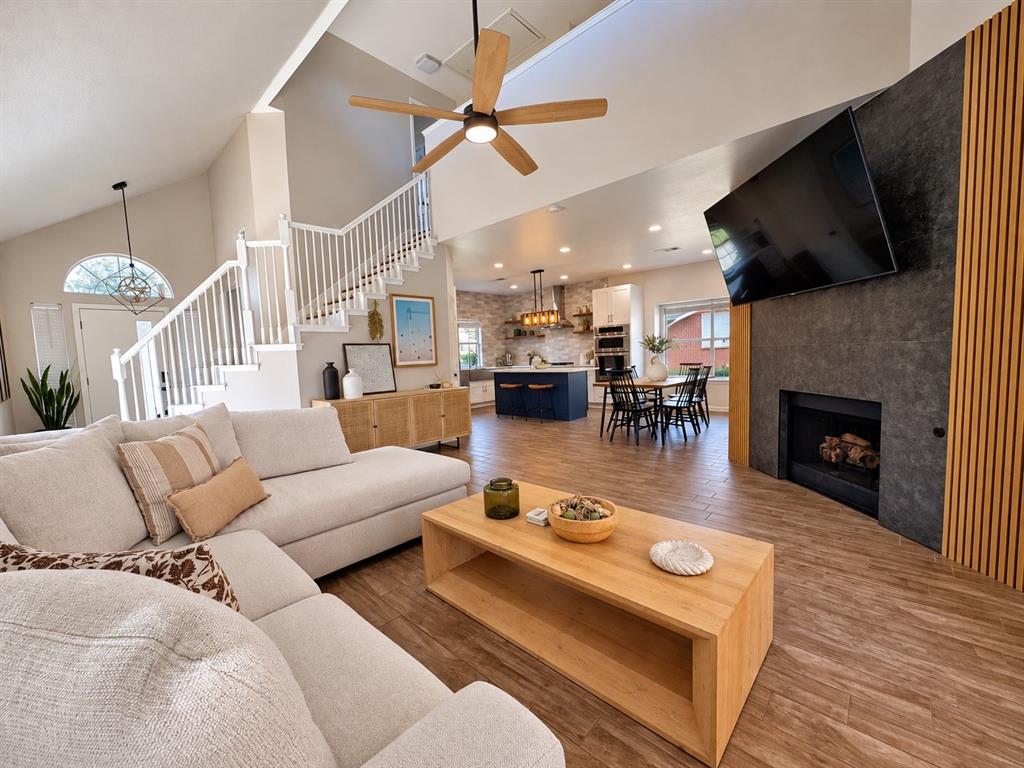 1402 Stone Canyon Way Property Photo 13