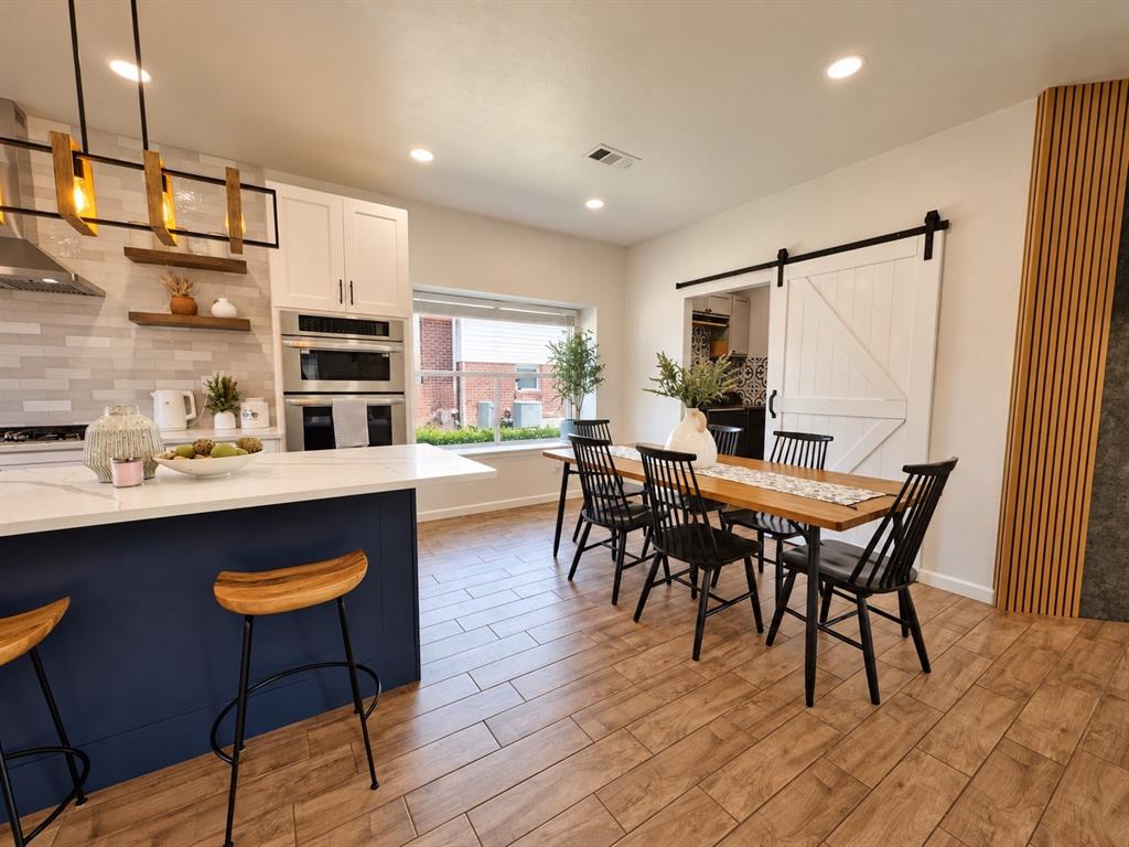 1402 Stone Canyon Way Property Photo 14