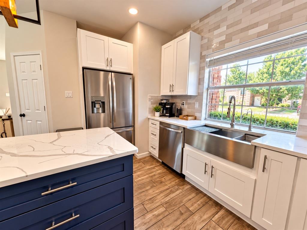 1402 Stone Canyon Way Property Photo 17