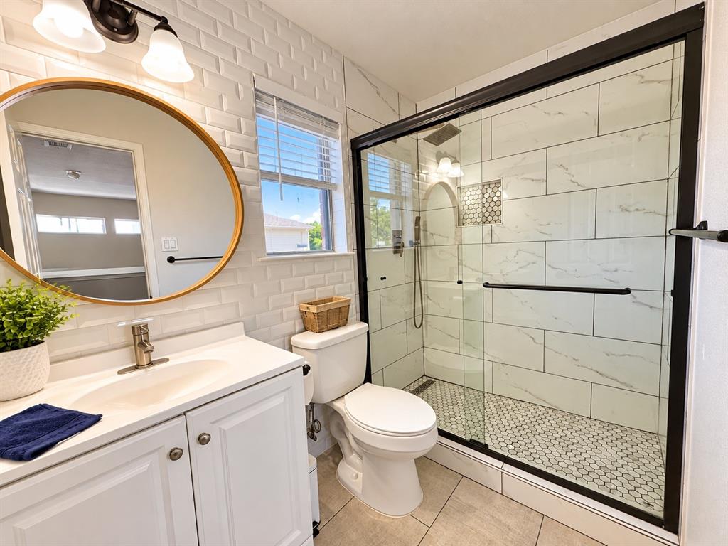 1402 Stone Canyon Way Property Photo 19