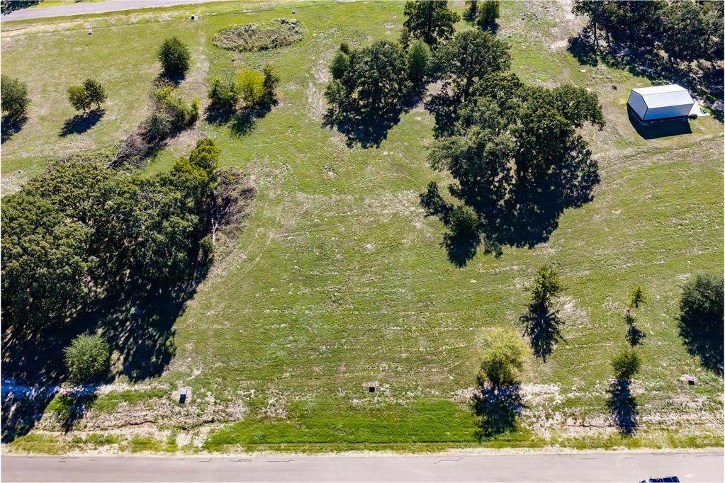 410 Shoreline Drive Property Photo 29