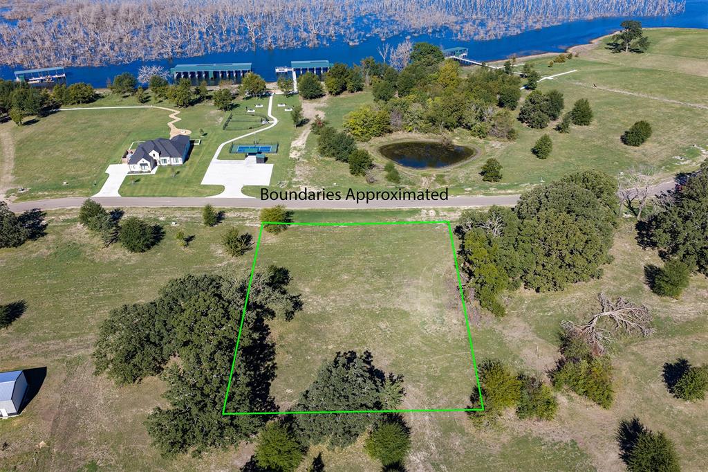 410 Shoreline Drive Property Photo 38
